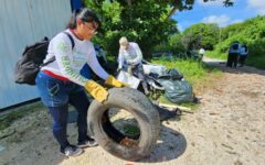 Liberan manglar de basura; se levantó deshechos cerca a la Laguna Chacmuchuch