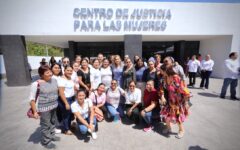 Atención integral para las mujeres en Solidaridad