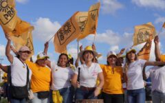 Daniela Vara arranca campaña en Villas Otoch con un llamado a unir Cancún