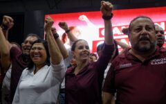 Ana Paty Peralta y cancunenses respaldan a Claudia Sheinbaum en segundo debate