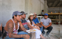 Trabajadores de la construcción en Cozumel celebran el Día de la Santa Cruz