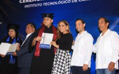 Autoridades acompañan a jóvenes graduados del Instituto Tecnológico de Cancún