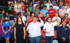 En Diálogos por la Democracia, Chacón plantea propuestas para transformar Cozumel